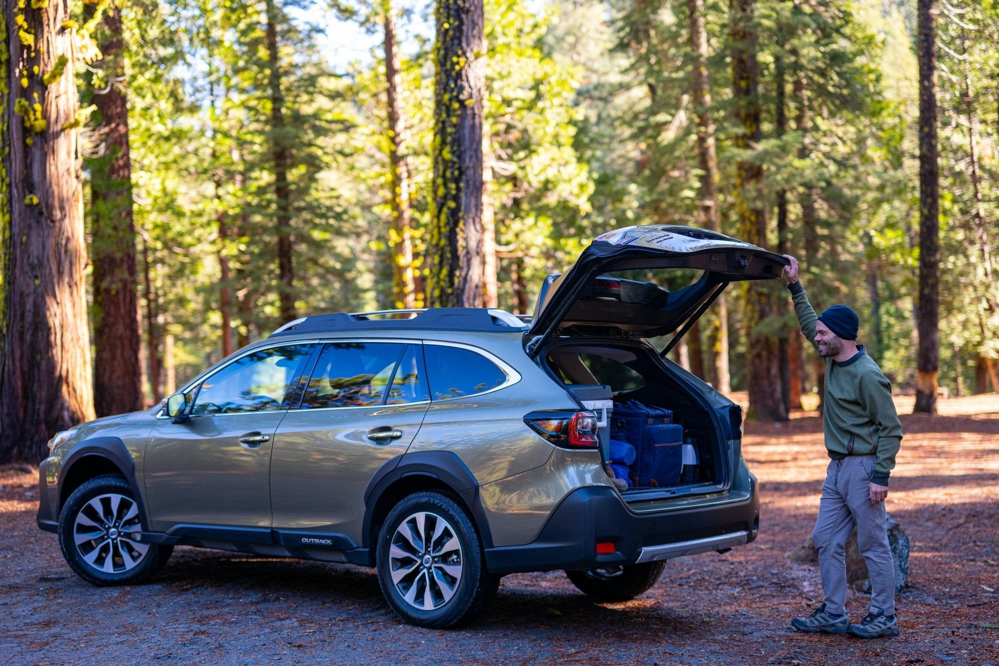 Why Sleeping in an SUV Beats Sleeping in a Tent - Havnby
