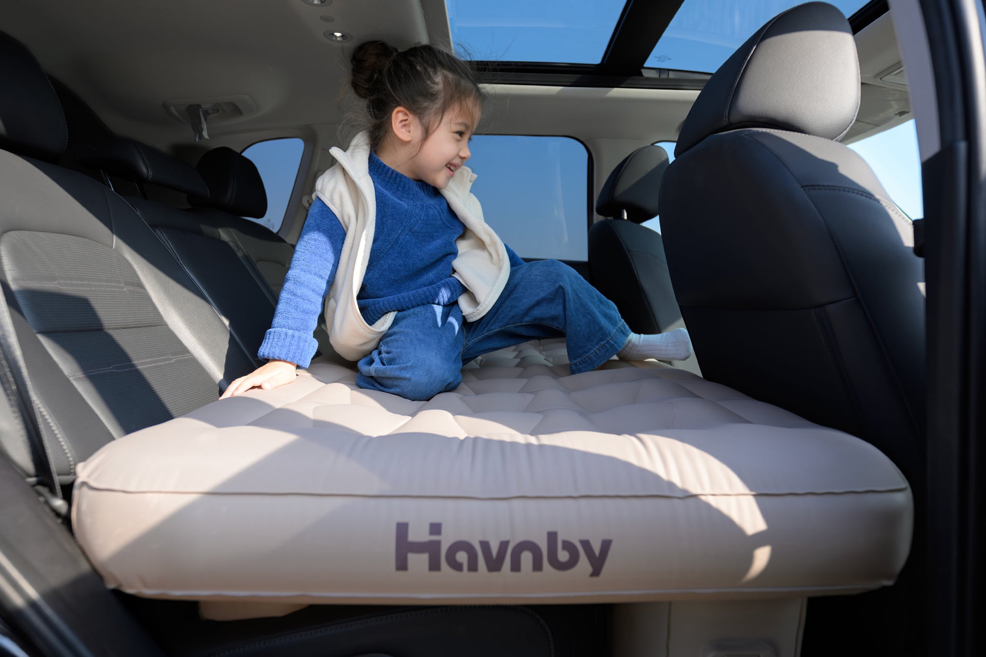 one-piece car camping air mattress easy to install