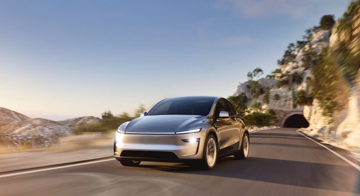 Tesla’s Upcoming Model Y E41