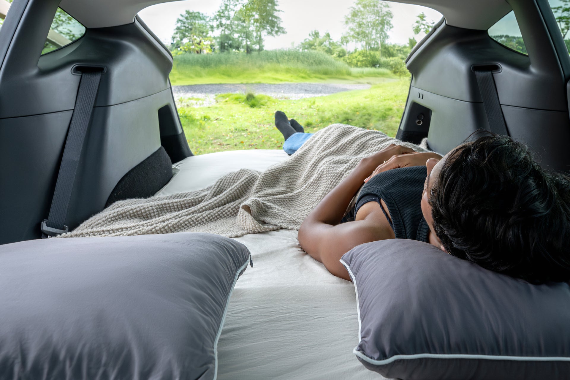 TESCAMP テスラ専用マットレス　モデルy 低反発 Amazon.com : Havnby Camping Mattress for Tesla Model Y/X